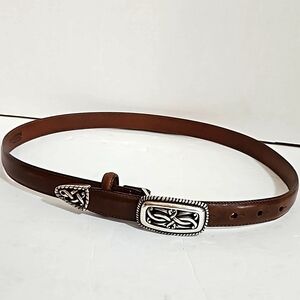 Vintage Brighton ladies belt L 35409 Brown w Silver accents and buckle.